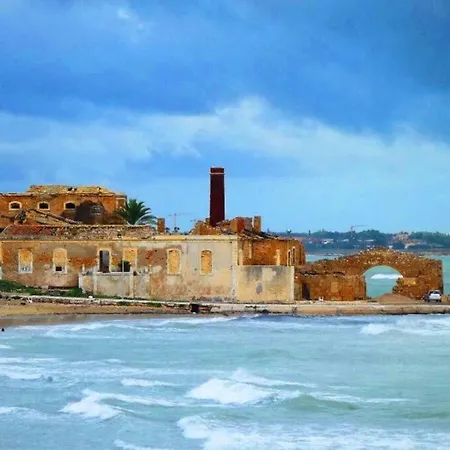 Ferienhaus Central Apartment Avola