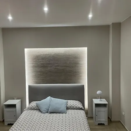 Central Apartment * Avola