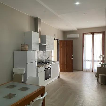 Central Apartment *